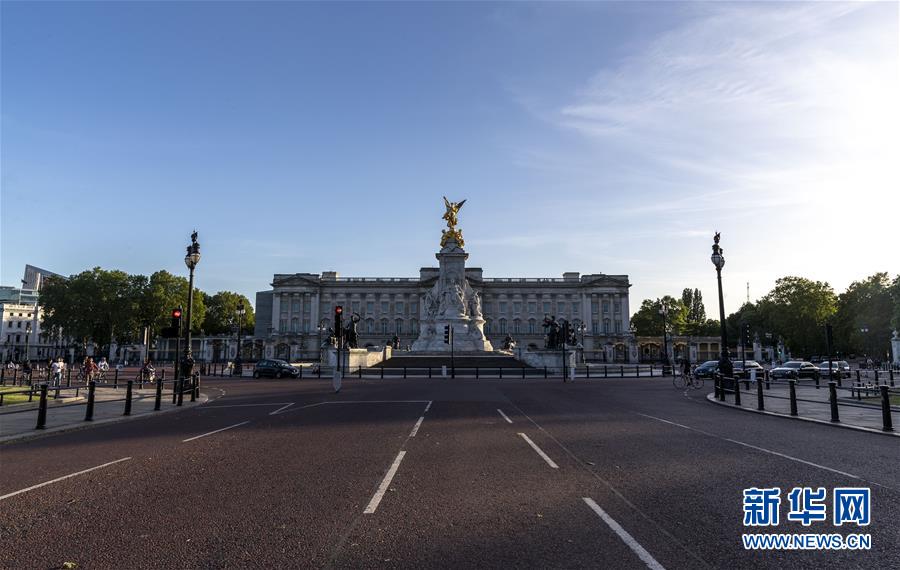 （國(guó)際疫情）（3）受疫情重創(chuàng) 英國(guó)經(jīng)濟(jì)經(jīng)歷&ldquo;至暗時(shí)刻&rdquo;