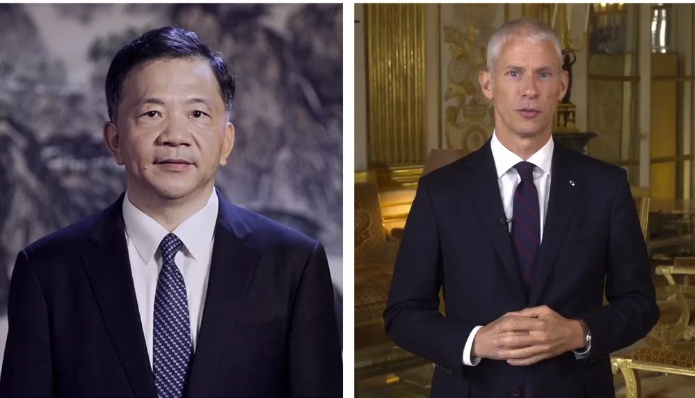 中宣部副部長，中央廣播電視總臺(tái)臺(tái)長、  總編輯慎海雄與法國文化部部長弗蘭克&middot;里斯特  共同宣布項(xiàng)目啟動(dòng)