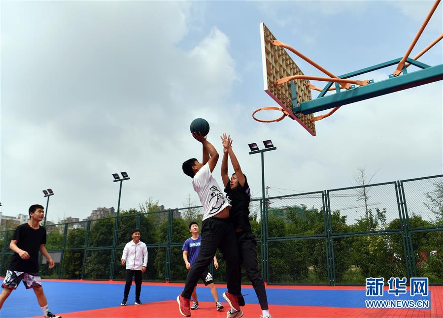 （走向我們的小康生活&middot;圖文互動）（7）15分鐘&ldquo;圈&rdquo;出美好生活