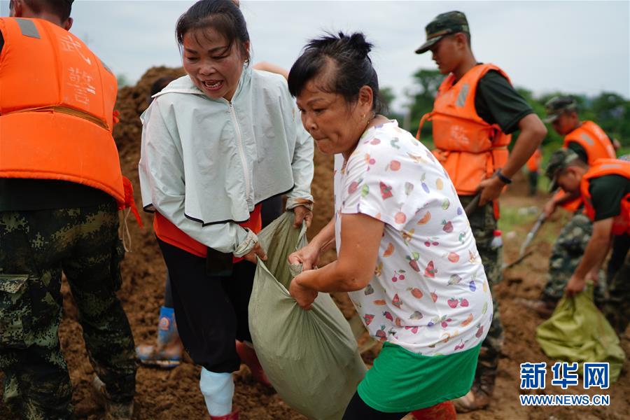 (新華全媒頭條·圖文互動)(4)為了人民群眾生命財產(chǎn)安全——聚焦關鍵時期全國防汛抗洪工作