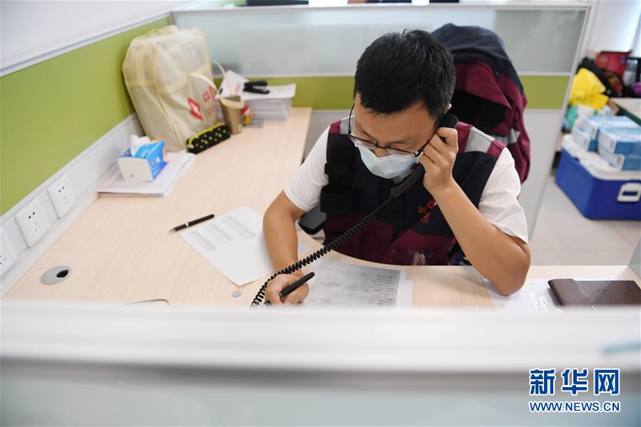 （新華全媒頭條&middot;圖文互動）（2）首都再戰(zhàn)&ldquo;疫&rdquo;，難忘40天&mdash;&mdash;寫在北京應急響應級別降級之際