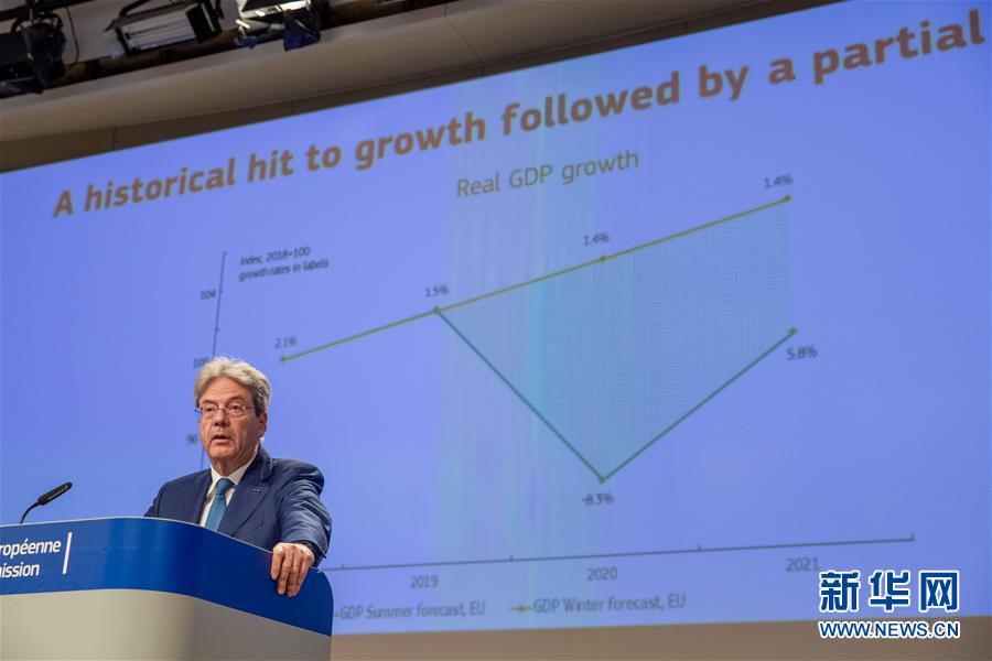 (國(guó)際·圖文互動(dòng))(13)特稿:穿越寒暑 無(wú)問(wèn)西東——寫在新冠疫情構(gòu)成“國(guó)際關(guān)注的突發(fā)公共衛(wèi)生事件”半年之際