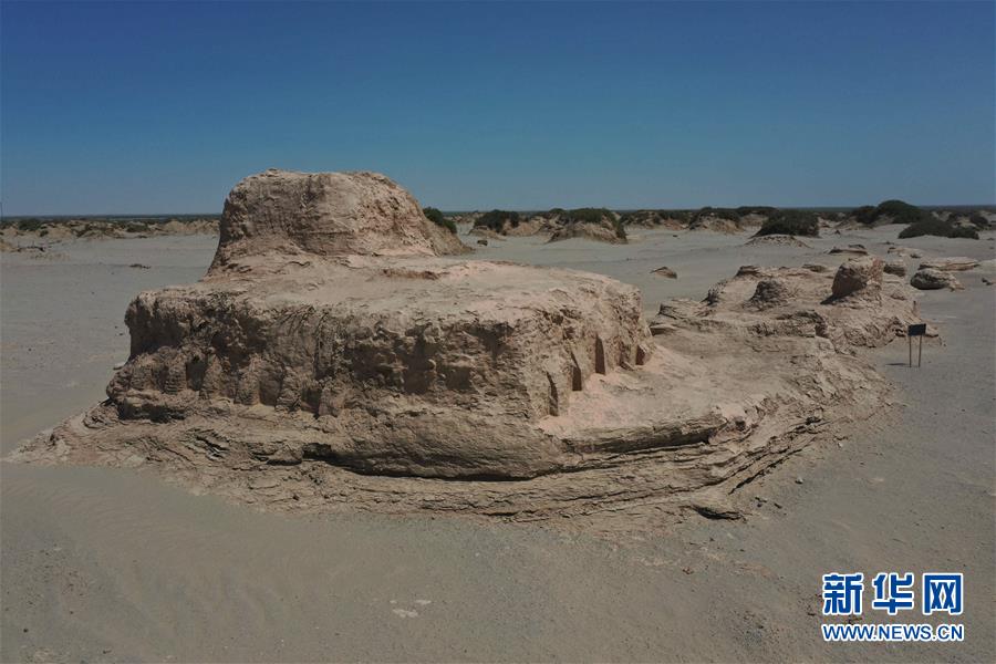 (圖文互動(dòng))(1)“仿佛泥土?xí)f話”——戈壁灘上絲路遺址的長情守望者