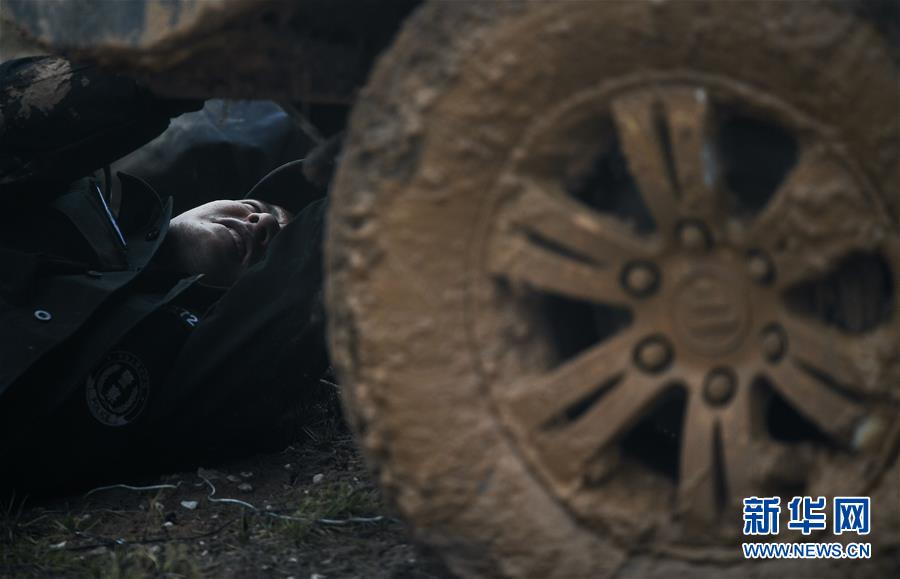 （圖文互動）（8）記者手記：可可西里，&ldquo;挪&rdquo;向&ldquo;藏羚羊大產(chǎn)房&rdquo;的14個半小時