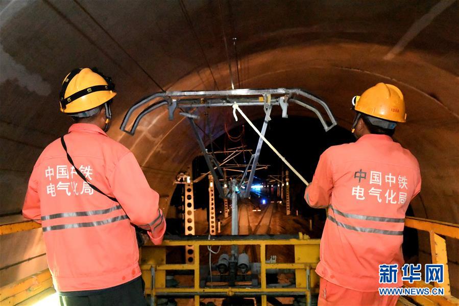 （新華全媒頭條&middot;走向我們的小康生活&middot;圖文互動(dòng)）（5）弱鳥(niǎo)先飛今翱翔&mdash;&mdash;閩東寧德振興啟示錄