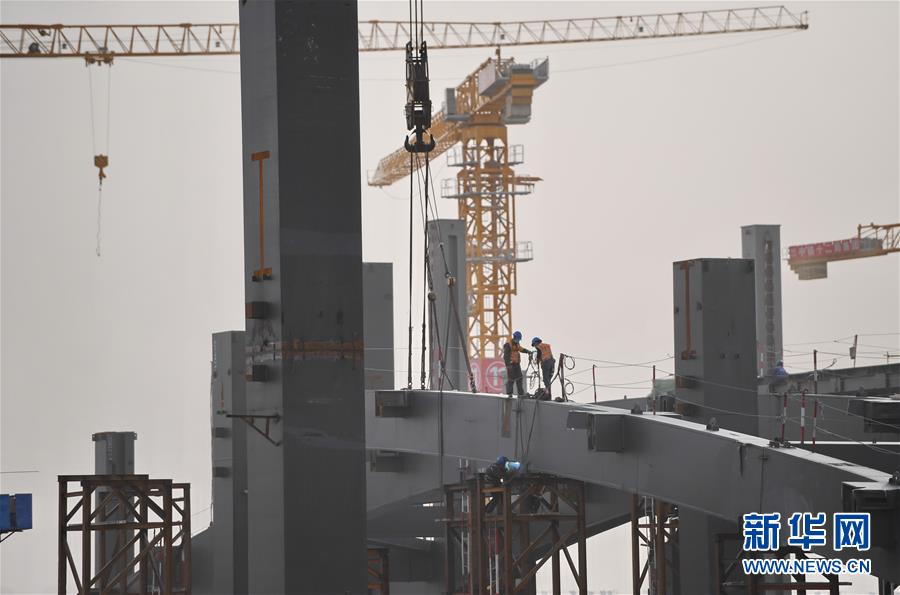 （新華全媒頭條&middot;圖文互動）（10）&ldquo;1毫米&rdquo;之內(nèi)的智慧與引領(lǐng)&mdash;&mdash;寫在智能高鐵京雄城際全線軌道貫通之際