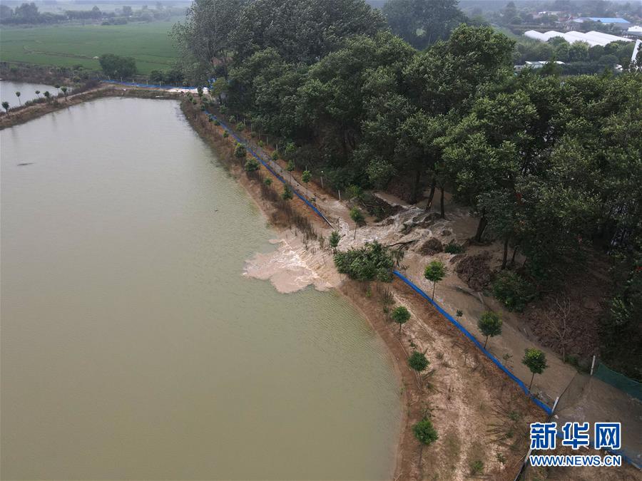 (在習(xí)近平新時代中國特色社會主義思想指引下——新時代新作為新篇章·習(xí)近平總書記關(guān)切事·圖文互動)(15)一切為了人民——寫在全國防汛救災(zāi)取得階段性重大勝利之時