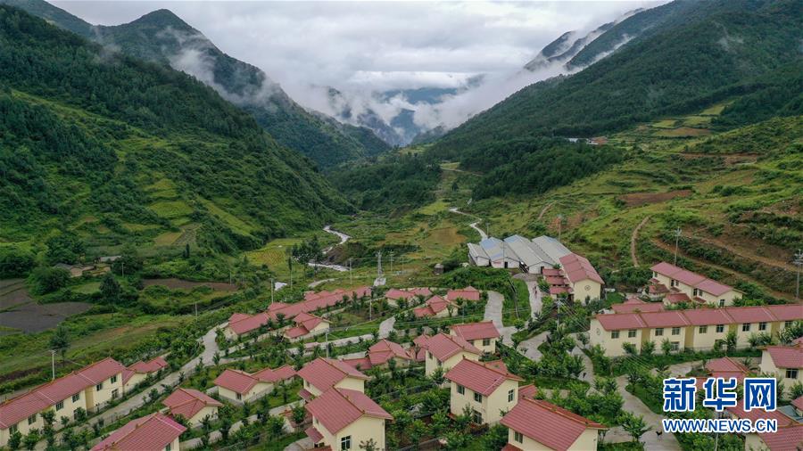 （決戰(zhàn)決勝脫貧攻堅&middot;督戰(zhàn)未摘帽貧困縣&middot;圖文互動）（2）12000多個&ldquo;火種&rdquo;點(diǎn)亮大涼山