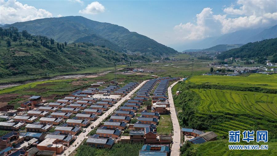 （決戰(zhàn)決勝脫貧攻堅&middot;督戰(zhàn)未摘帽貧困縣&middot;圖文互動）（1）&ldquo;爛壩&rdquo;變身記&mdash;&mdash;大涼山扶貧產業(yè)掠影