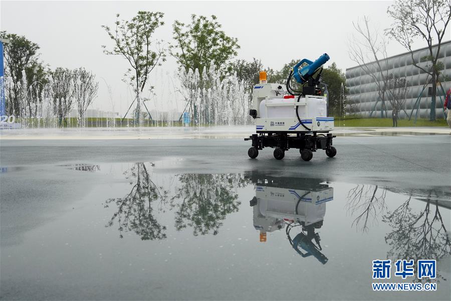 （在習近平新時代中國特色社會主義思想指引下&mdash;&mdash;新時代新作為新篇章&middot;習近平總書記關切事&middot;圖文互動）（7）為經濟育動能 讓生活更多彩&mdash;&mdash;從2020智博會看智能產業(yè)發(fā)展新動向