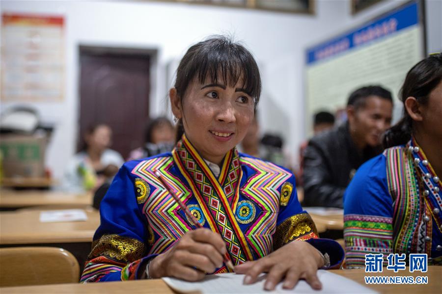 (新華全媒頭條·決戰(zhàn)決勝脫貧攻堅(jiān)·督戰(zhàn)未摘帽貧困縣·圖文互動)(8)脫貧的歌聲——云南直過民族和人口較少民族共入新時(shí)代