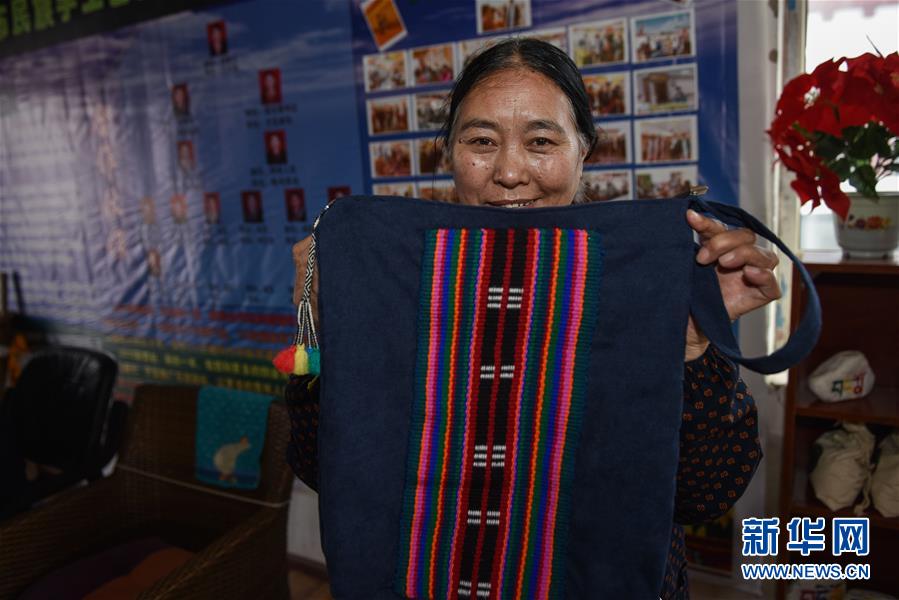 （集中連片特困地區(qū)貧困村調研行&middot;圖文互動）（3）長江源村人的兩個家和幸福夢&mdash;&mdash;青海格爾木市長江源村脫貧調查