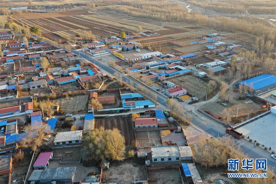 （全面建成小康社會&ldquo;百城千縣萬村&rdquo;調(diào)研行&middot;圖文互動）（2）互助互利，小甘薯帶來甜蜜日子&mdash;&mdash;內(nèi)蒙古奈曼旗互利村闖出產(chǎn)業(yè)致富之路