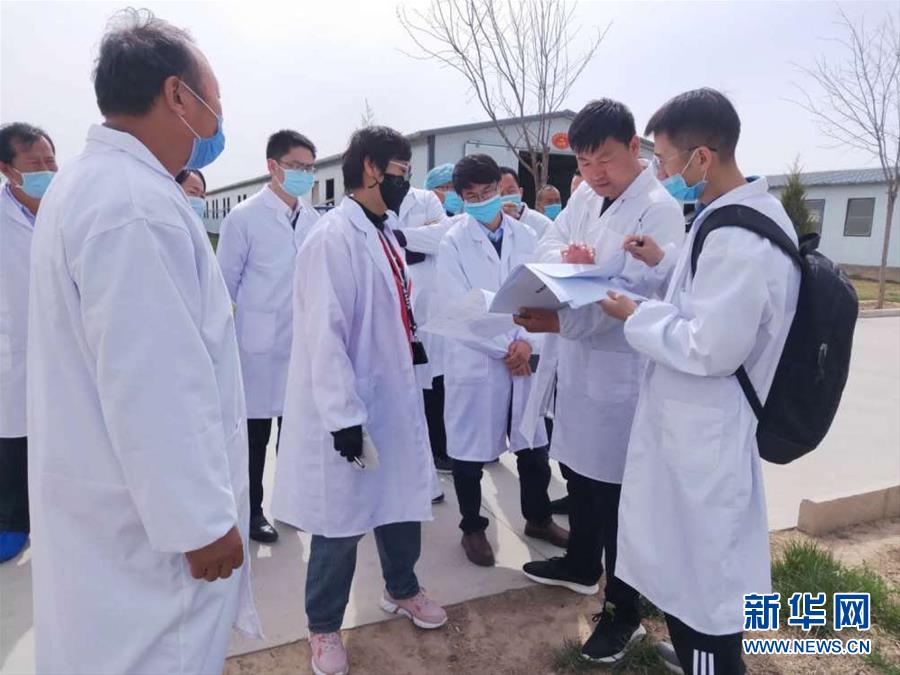 （青春的夢想 青春的奮斗&middot;圖文互動）（5）年輕，就要無悔擔(dān)當(dāng)&mdash;&mdash;青春在奉獻中閃光