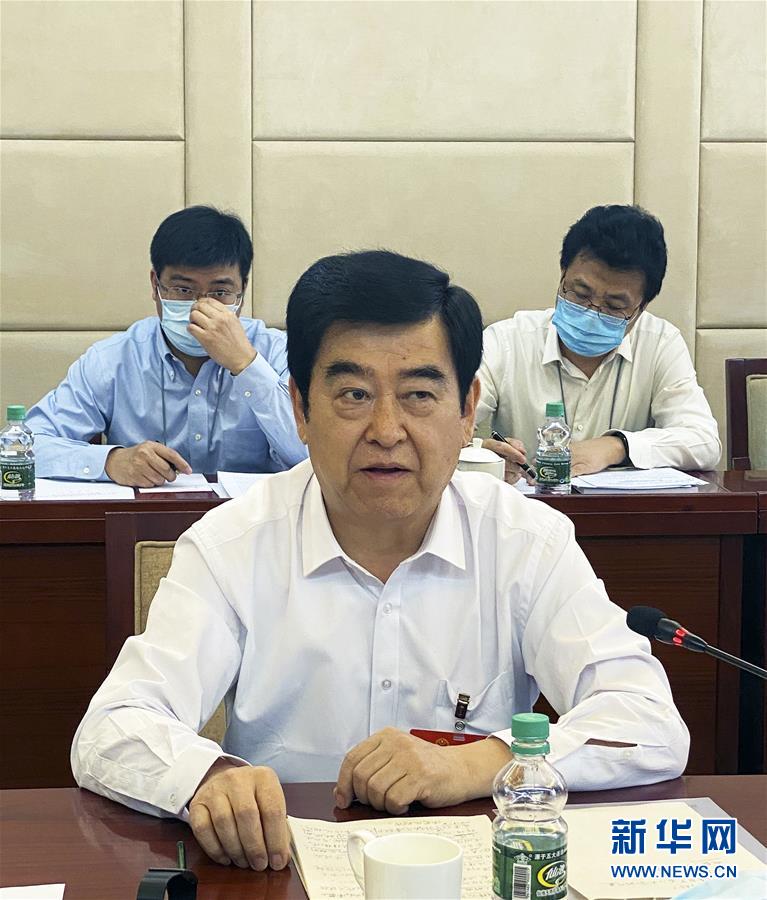 （兩會&middot;熱點(diǎn)畫報）（9）代表委員聚焦民法典草案