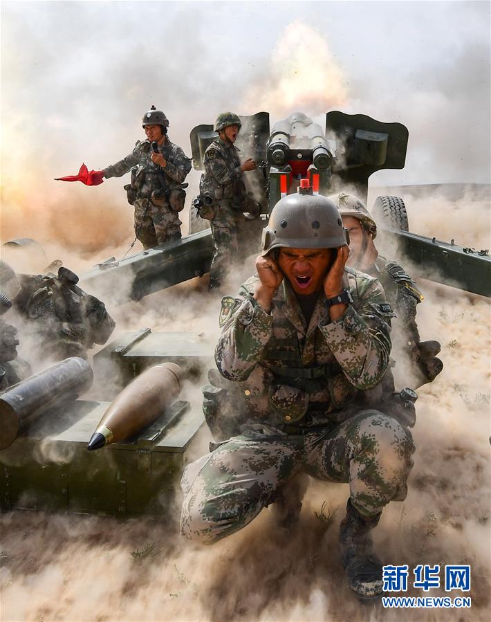 （新華全媒頭條&middot;圖文互動(dòng)）（9）沿著中國(guó)特色強(qiáng)軍之路闊步前進(jìn)&mdash;&mdash;黨中央、中央軍委領(lǐng)導(dǎo)推進(jìn)國(guó)防和軍隊(duì)建設(shè)70年紀(jì)實(shí)