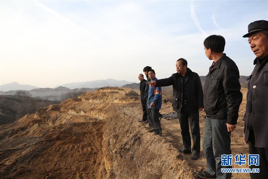 (新華全媒頭條·圖文互動)(12)凝聚民族復(fù)興的精神偉力——以習(xí)近平同志為核心的黨中央重視思想道德建設(shè)關(guān)心關(guān)愛道德模范紀(jì)實(shí)