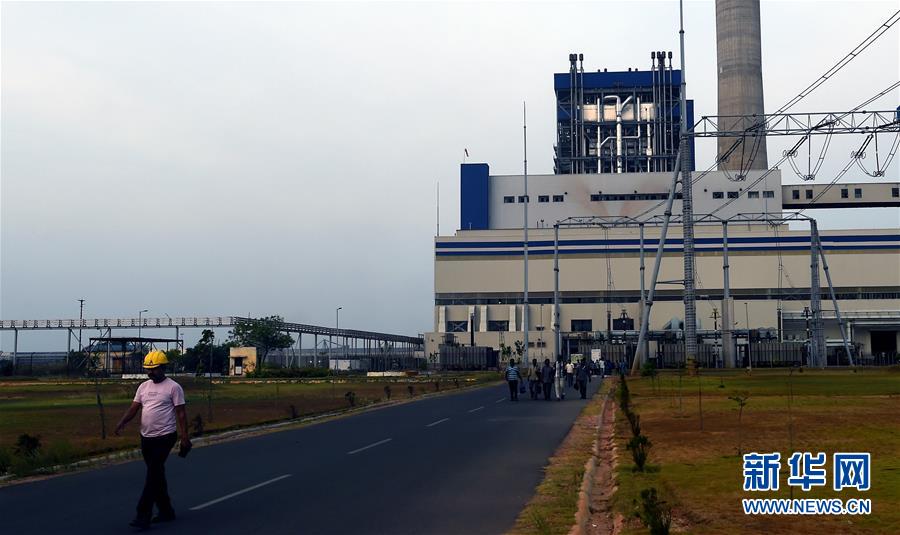 （新華全媒頭條&middot;圖文互動(dòng)）（7）特稿：為互利合作注入新動(dòng)力　為互聯(lián)互通開辟新空間&mdash;&mdash;寫在習(xí)近平主席赴印度出席中印領(lǐng)導(dǎo)人第二次非正式會(huì)晤并對尼泊爾進(jìn)行國事訪問之際