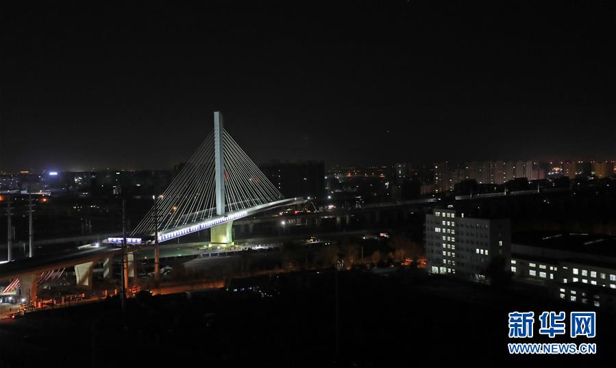 （在習(xí)近平新時(shí)代中國特色社會(huì)主義思想指引下&mdash;&mdash;新時(shí)代新作為新篇章&middot;習(xí)近平總書記關(guān)切事&middot;圖文互動(dòng)）（5）新機(jī)遇、新引擎&mdash;&mdash;重大工程重大項(xiàng)目建設(shè)新動(dòng)向觀察