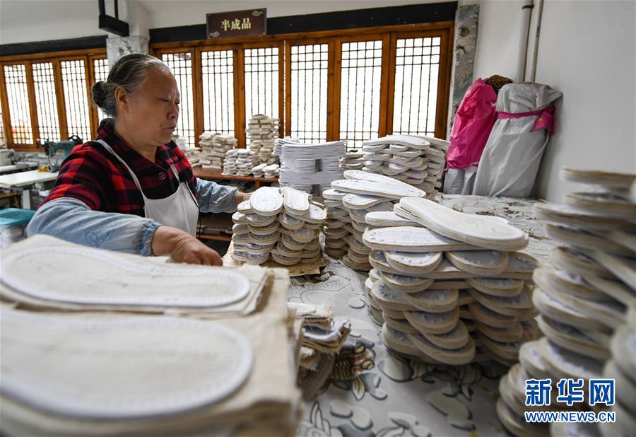 （新華全媒頭條&middot;圖文互動(dòng)）（7）沿著習(xí)近平總書(shū)記考察時(shí)的&ldquo;非遺&rdquo;足跡