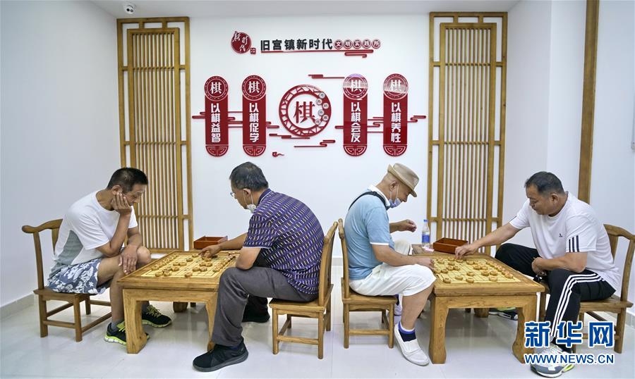 （總書(shū)記推動(dòng)的改革身邊事&middot;文化改革篇）（2）特寫(xiě)：&ldquo;生活便利了，環(huán)境變美了，人也舒心了&rdquo; &mdash;&mdash;感受基層文明實(shí)踐站里的惠民服務(wù)