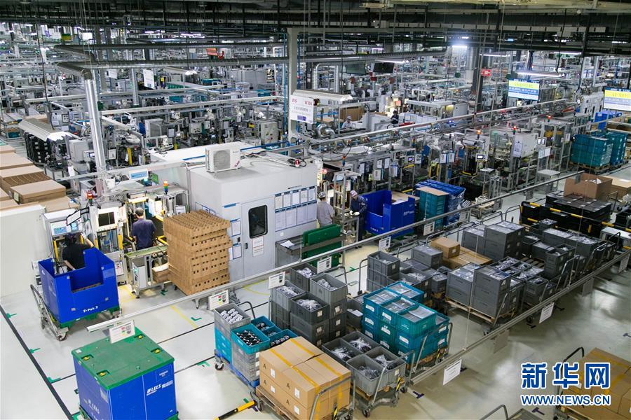 (在習(xí)近平新時(shí)代中國特色社會(huì)主義思想指引下——新時(shí)代新作為新篇章·習(xí)近平總書記關(guān)切事·圖文互動(dòng))(5)推動(dòng)高質(zhì)量發(fā)展 “湘”當(dāng)有作為