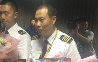 空中驚魂 奇跡備降！&ldquo;英雄機(jī)組&rdquo;太牛了