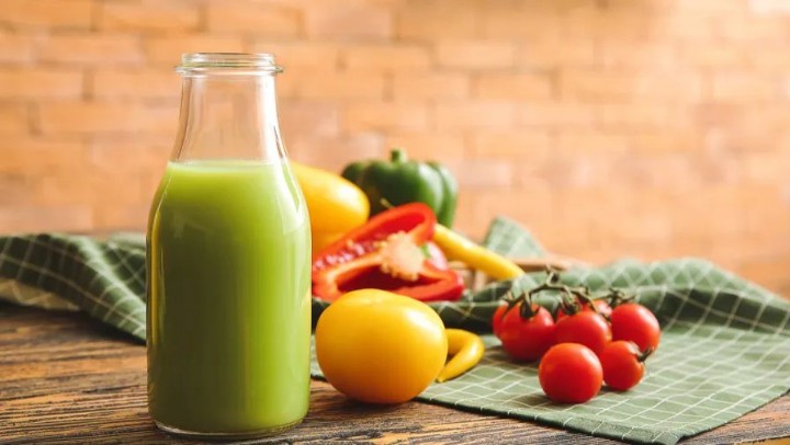 榨蔬菜汁喝，比吃蔬菜更健康更方便？