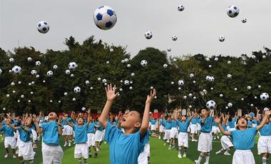 到校園去！國產(chǎn)體育品牌的&ldquo;市場下沉&rdquo;之路走得順暢嗎？