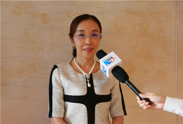 把增強(qiáng)黨的凝聚力、戰(zhàn)斗力與提高企業(yè)競(jìng)爭(zhēng)力、創(chuàng)造力有機(jī)融合。