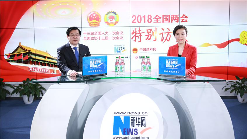 曾文明：推動各方力量向脫貧攻堅聚合，堅決打贏脫貧攻堅硬仗