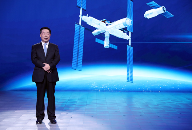 將要建造的空間站基本構(gòu)型有三個艙，構(gòu)成英文T字型