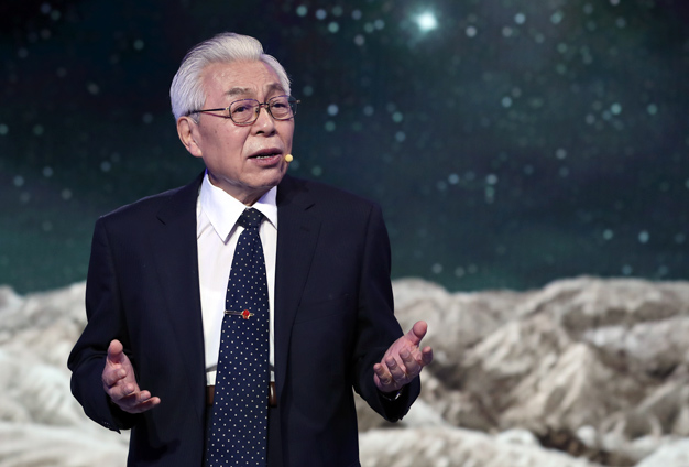 雖然已經(jīng)84歲了，但我還會(huì)加倍努力。