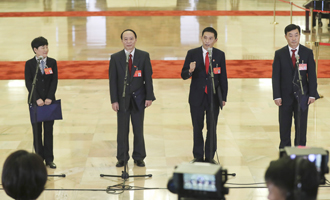 邱賽珍、張蜀新、潘克剛、李新民代表接受采訪