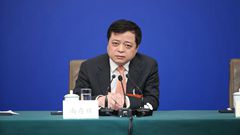 全國政協(xié)常委、全國工商聯(lián)副主席、正泰集團(tuán)董事長(zhǎng) 南存輝