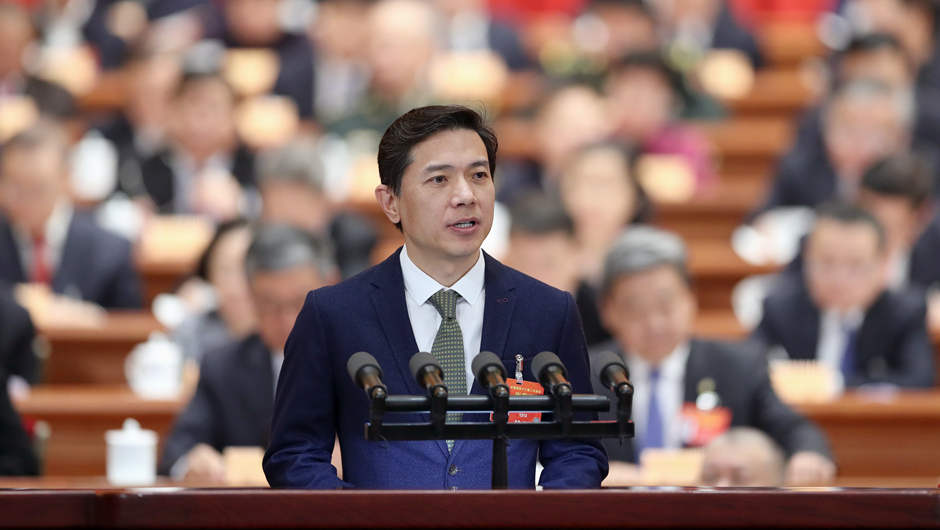 中國民間商會副會長，百度在線網(wǎng)絡(luò)技術(shù)（北京）有限公司董事長兼首席執(zhí)行官 李彥宏