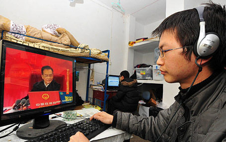 2010年網(wǎng)友關(guān)注溫家寶總理接受中國政府網(wǎng)、新華網(wǎng)聯(lián)合專訪