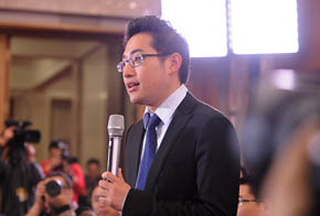 經(jīng)濟(jì)日報(bào)、中國經(jīng)濟(jì)網(wǎng)記者提問