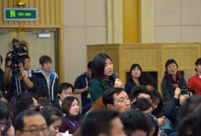 快遞雜志、中國(guó)郵政快遞報(bào)記者提問