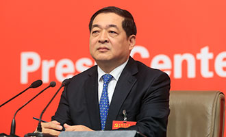 山東省經(jīng)濟(jì)和信息化委員會(huì)黨組書記、主任錢煥濤