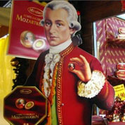 出國(guó)旅游帶什么禮物？