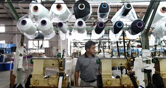 人民日報(bào)評(píng)論員：歷史不能選擇，現(xiàn)在可以把握，未來可以開創(chuàng)