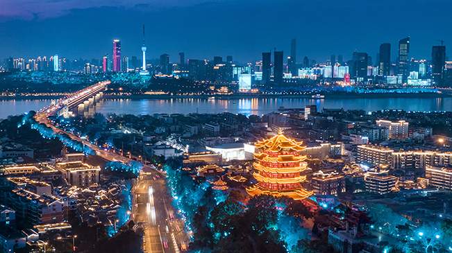 嗨，我是武漢，我是追夢(mèng)人！