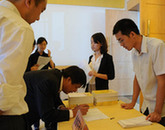 參會(huì)嘉賓到達(dá)現(xiàn)場