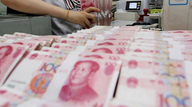 人民幣為何暴跌？對老百姓生活到底有何影響？