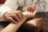 【健康解碼】中醫(yī)藥如何治療股骨頭壞死？