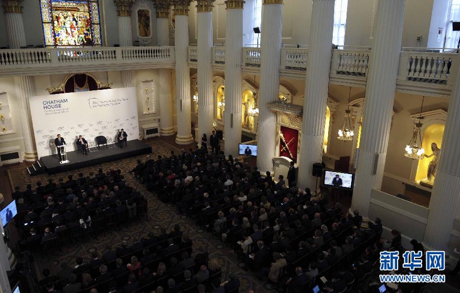 6月18日，國務(wù)院總理李克強在倫敦金融城市長官邸面向英國皇家國際問題研究所和國際戰(zhàn)略研究所兩大智庫發(fā)表題為《共建包容發(fā)展的美好世界》的演講。新華社記者 張鐸 攝