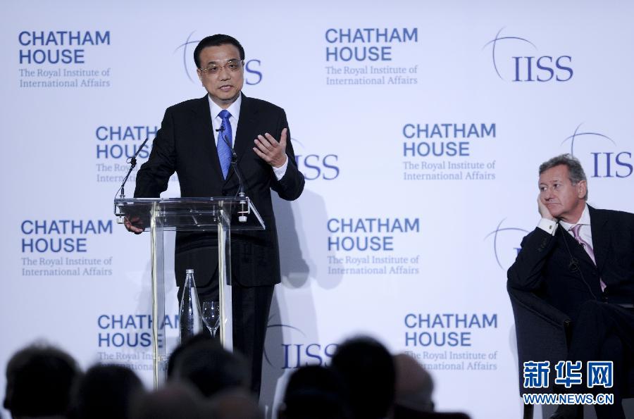 6月18日，國務(wù)院總理李克強在倫敦金融城市長官邸面向英國皇家國際問題研究所和國際戰(zhàn)略研究所兩大智庫發(fā)表題為《共建包容發(fā)展的美好世界》的演講。新華社記者 張鐸 攝 