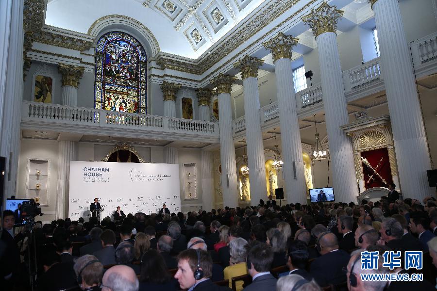 6月18日，國務(wù)院總理李克強在倫敦金融城市長官邸面向英國皇家國際問題研究所和國際戰(zhàn)略研究所兩大智庫發(fā)表題為《共建包容發(fā)展的美好世界》的演講。新華社記者 龐興雷 攝 