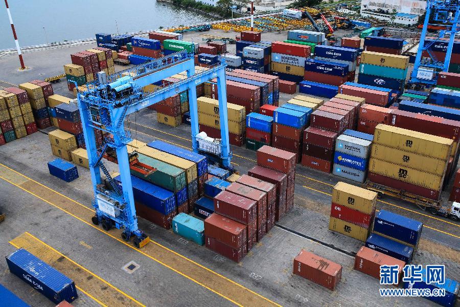 (新絲路·新夢(mèng)想·國(guó)際)(2)中國(guó)企業(yè)助力發(fā)展東非第一大港